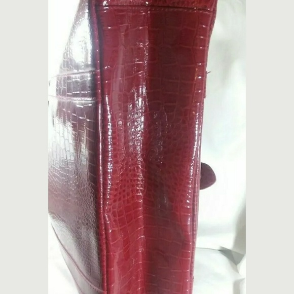 Elizabeth Arden Womens Large Burgundy Faux Leather - Picture 4 of 8